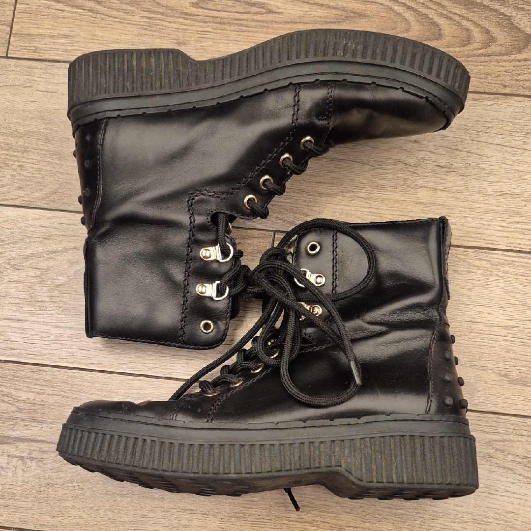 Tods Italy Black Leather Sz 37.5 Eu / 7.5 Us Womens Combat Style Lace Up Boots